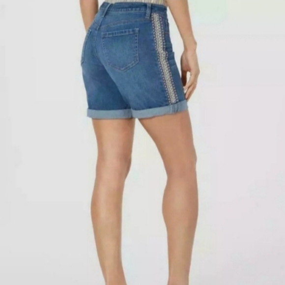 Style & Co. Pants - Style & Co Women's Mid Rise Jeans Short Embroidere